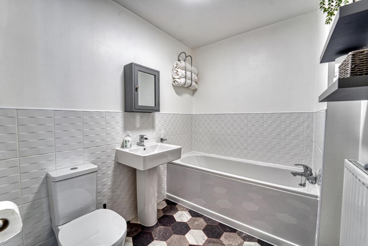 Host & Stay - Walkers Lane House Worcester Ngoại thất bức ảnh
